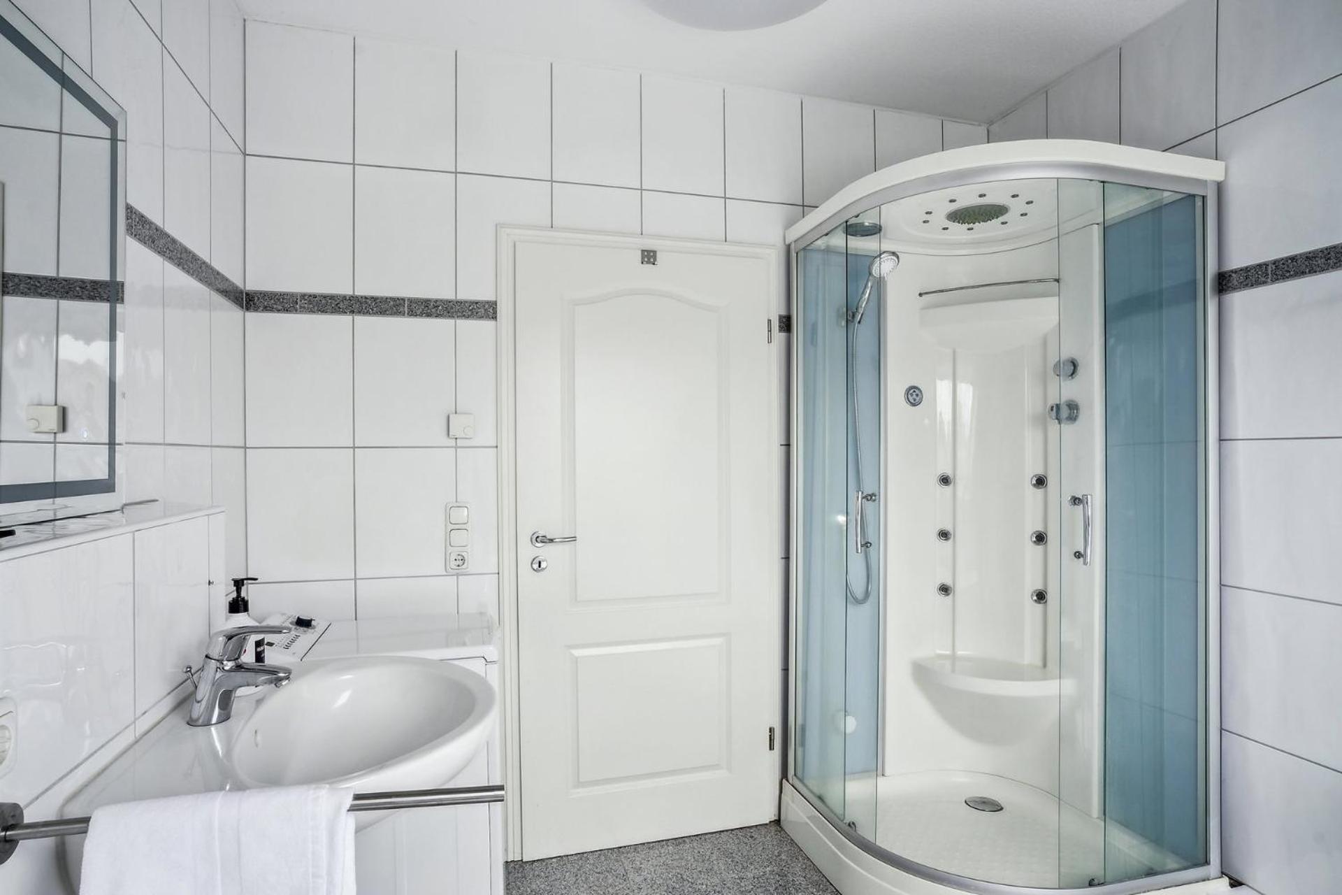 Oara Comfort Home, Ferienhaus 210Qm Mit Garten Reppenstedt Bagian luar foto